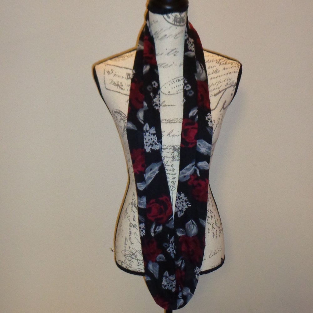 Women's Scarf